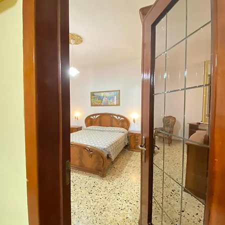 Casa Mare Di Rita Apartment *